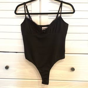 Princess Polly black lace trim bodysuit (NEW)